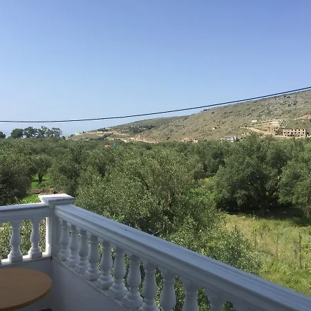 Irini's Garden Qeparo